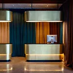 Διαμέρισμα Unique Designer Retreat | Mins To Gondola - Patio! *