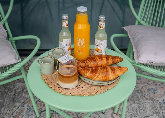 Unique Designer Retreat | Mins To Gondola - Patio! Appartement *