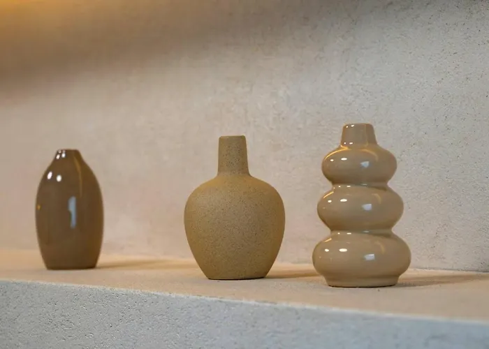 Unique Designer Retreat | Mins To Gondola - Patio! * بانسكو